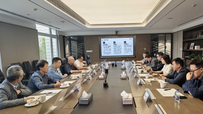 开云网页版到华建集团 同济大学规划院座谈交流
